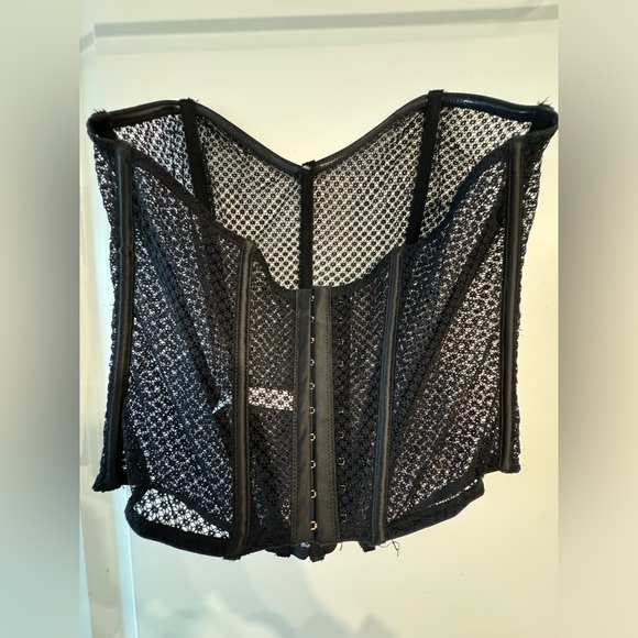 Black mesh corset, size Lg/Xl, fashion nova. - Picture 2 of 3